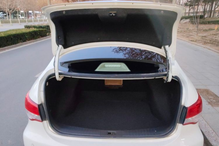 Used Nissan Sylphy 2016 Classic 1.6XE Automatic Leading Edition