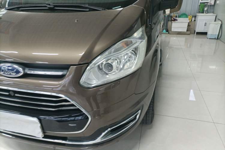 Used Ford Tourneo Custom 2017 2.0T Automatic Elite Version
