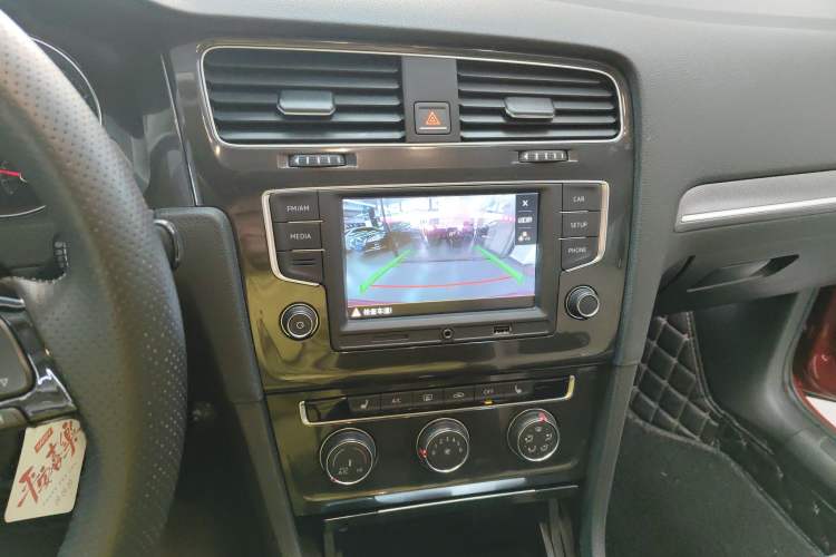 Used Volkswagen Golf 2017 230TSI Automatic Luxury Million-Vehicle Commemorative Edition