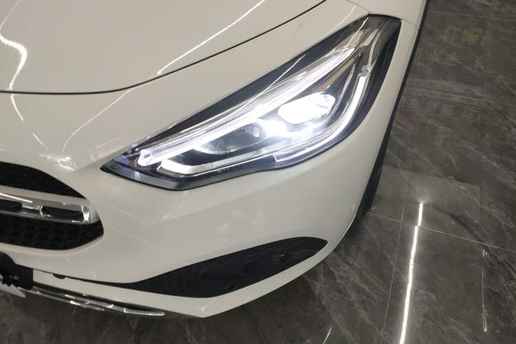 Used Mercedes-Benz GLA 2023 GLA 220
