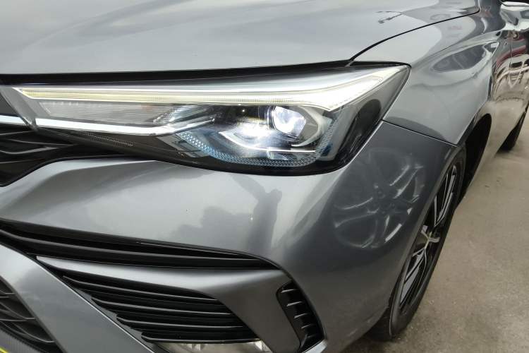 Used Roewe i5 2021 Revised Version 1.5L CVT Diamond Edition