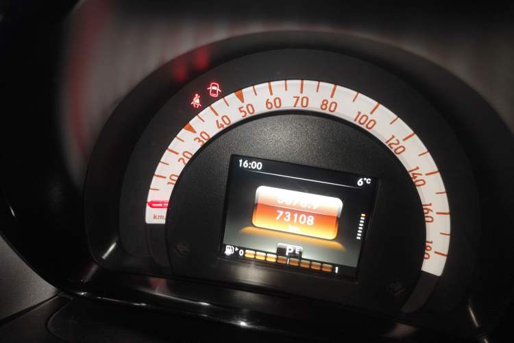 Used  fortwo 2015 1.0L 52 kW Hardtop Passion Edition
