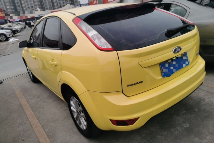 Used Ford Focus 2013 Hatchback Classic 1.8L Manual Base Model