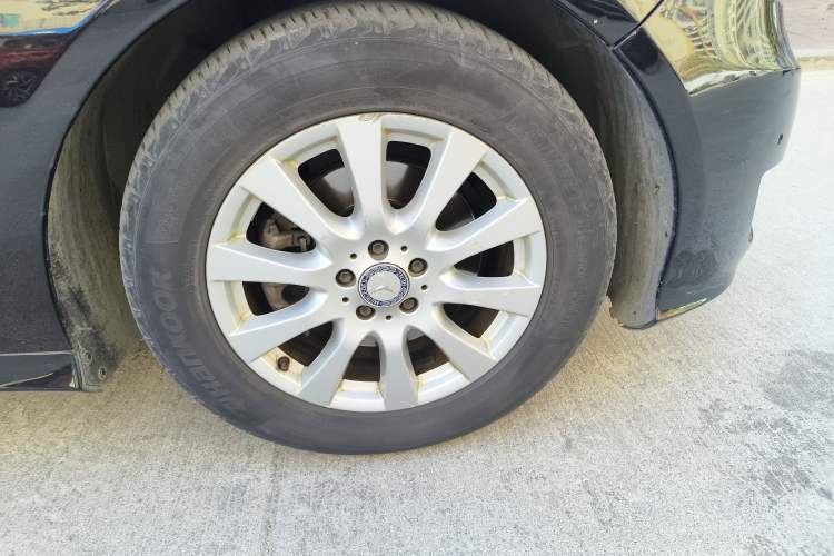 Used Mercedes-Benz R-Class 2014 R 320 4MATIC Luxury Model