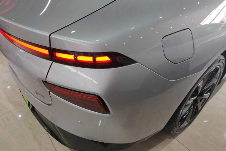 Used XPeng P7 2020 670E