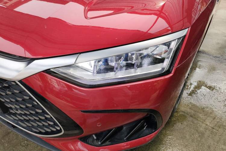 Used BYD Han 2022 DM-i 121KM Prestige Model
