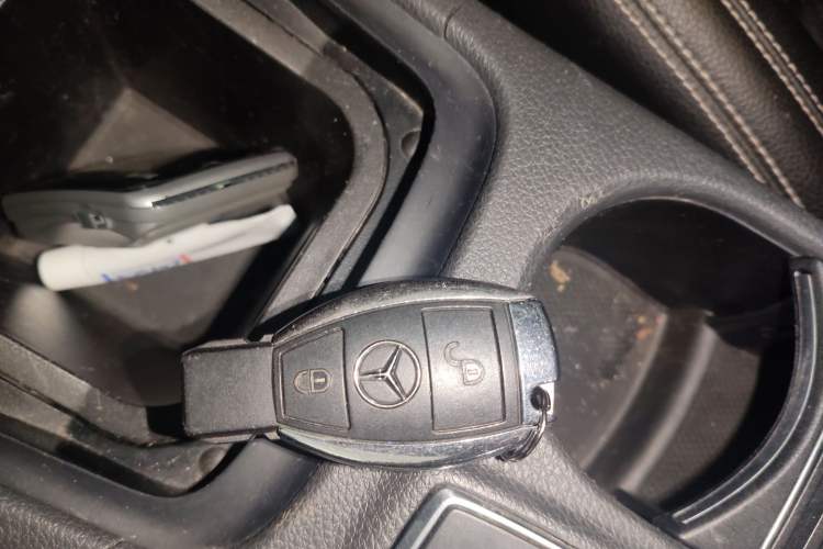 Used Mercedes-Benz GLA 2017 GLA 220 4MATIC Fashion Model