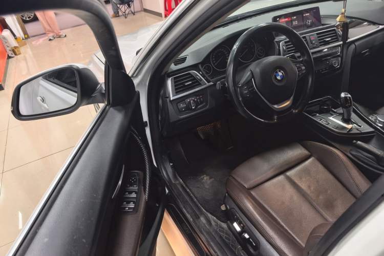 Used BMW 3 Series 2019 320Li Fashion Model
