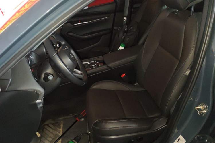 Used Mazda Mazda 3 Axela 2023 2.0L Automatic ZhiZhen Edition