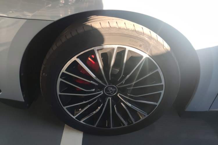 Used BYD Han 2023 DM-i Champion Edition 121KM Prestige Model