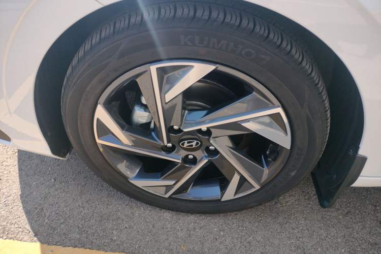 Used Hyundai Elantra 2023 1.5L CVT GLX Elite Edition
