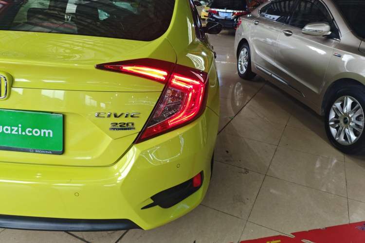 Used Honda Civic 2019 220TURBO CVT Dynamic Edition China VI
