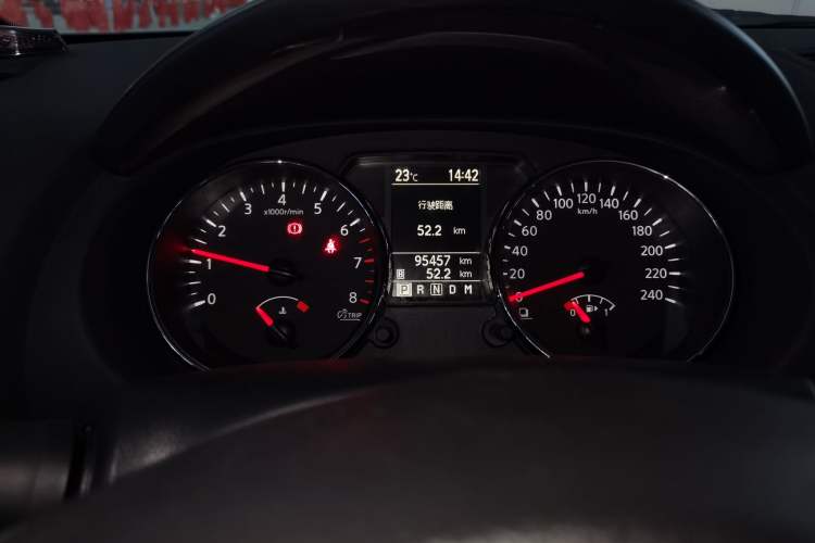 Used Nissan Qashqai 2015 2.0 XL Coolfire CVT 2WD
