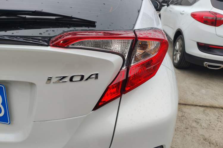 Used Toyota IZOA 2021 2.0L Yixing Version
