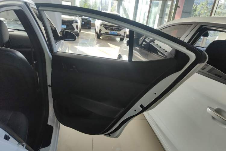 Used Hyundai Elantra 2019 1.4T Dual-Clutch Xuan Dong · Dynamic Model
