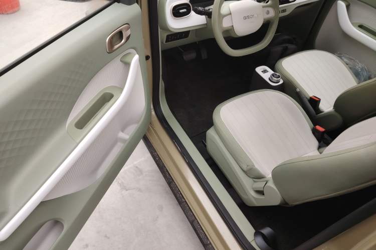 Used  Panda 2025 210km Panda Rider
