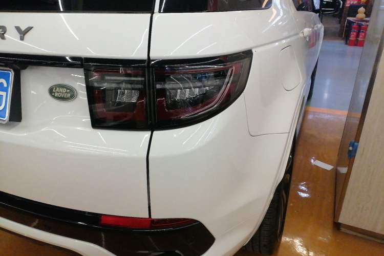 Used Land Rover Discovery Sport 2022 Revised Version 2 249 PS R-Dynamic SE Performance Tech Edition 5 Seats