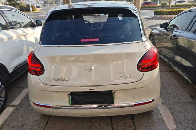 Used Wuling Bingo 2024 333 km Enjoyment Version
