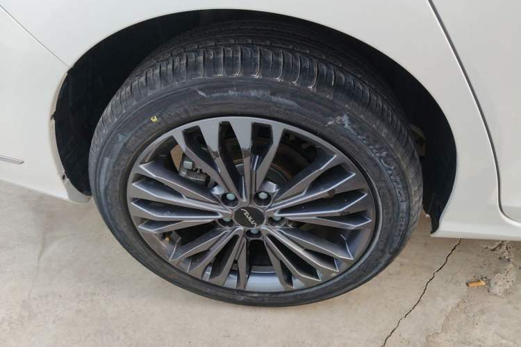 Used Dongfeng Aeolus Yixuan MAX 2021 1.5T Ultra-Stylish Trendsetter Edition