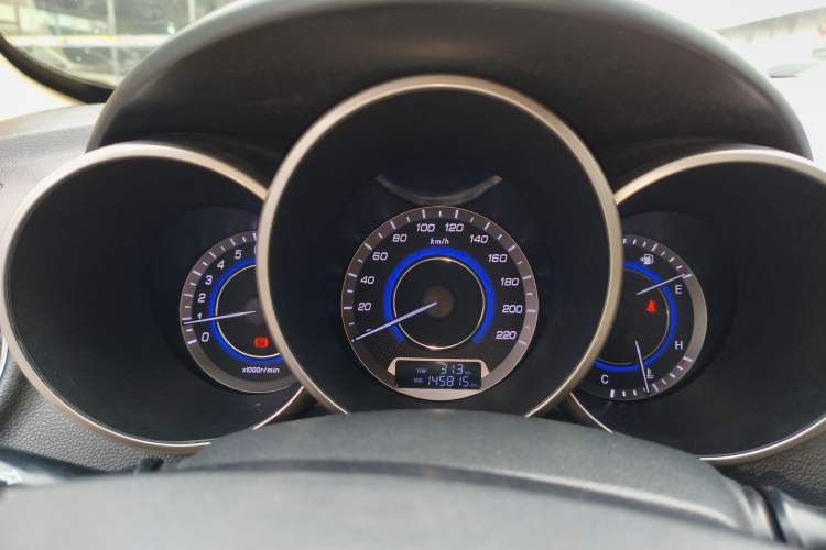 Used Changan Eado 2015 1.6L Manual Luxury Model China V Standard
