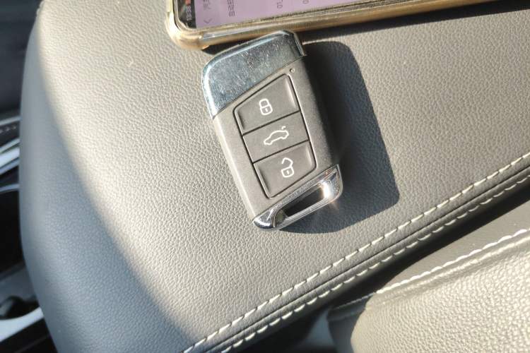 Used Volkswagen Passat 2022 330TSI Starry Luxury Edition