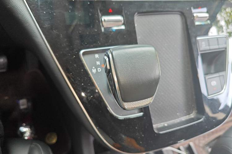 Used Hongqi HQ9 2023 2.0T Smart Connect Flagship Edition