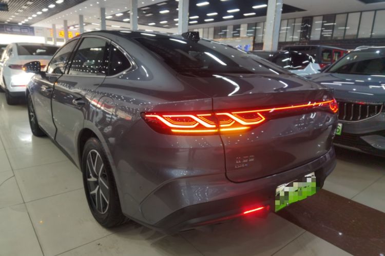 Used BYD Qin L 2025 DM-i Smart Drive 120KM Leading Model
