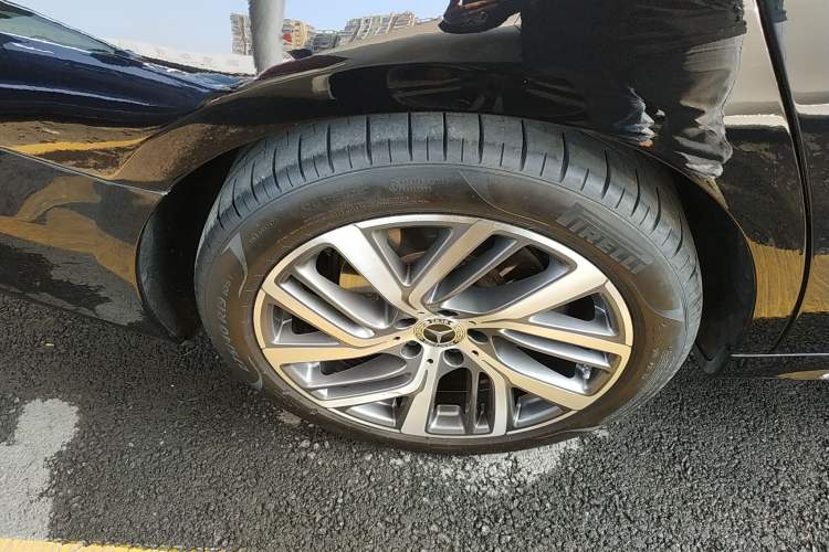 Used Mercedes-Benz E-Class 2024 E 300 L Stylish Model