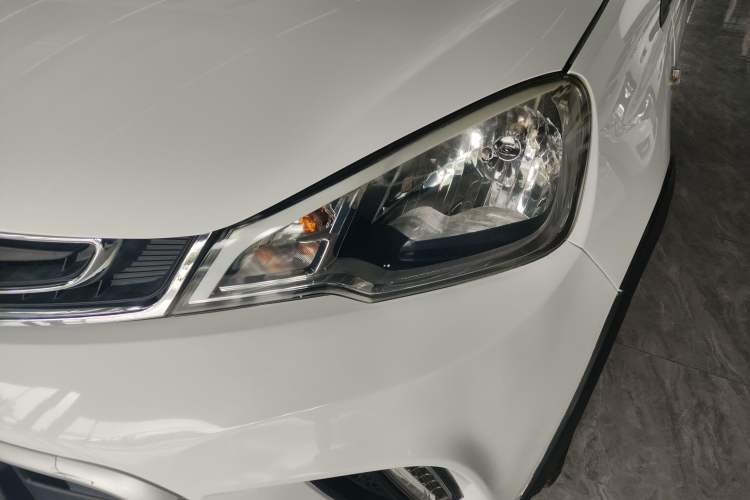 Used Geely Auto Vision X1 2017 1.3L Automatic Player Edition
