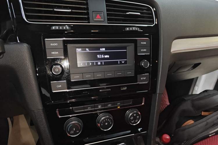 Used Volkswagen Golf 2019 1.6L Automatic Fashion Model China V Standard
