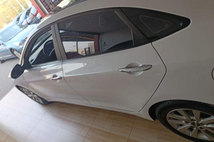 Used Hyundai Mistra 2014 1.8L Automatic Smart GLS
