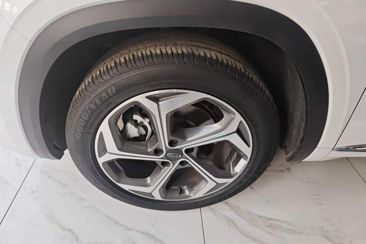 Used Geely Auto Monjaro L 2024 2.0TD High-Power Automatic Two-Wheel Drive Yunqi Version