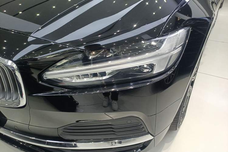 Used Volvo S90 New Energy 2021 T8 eDrive Hybrid Zhiyi Luxury Edition