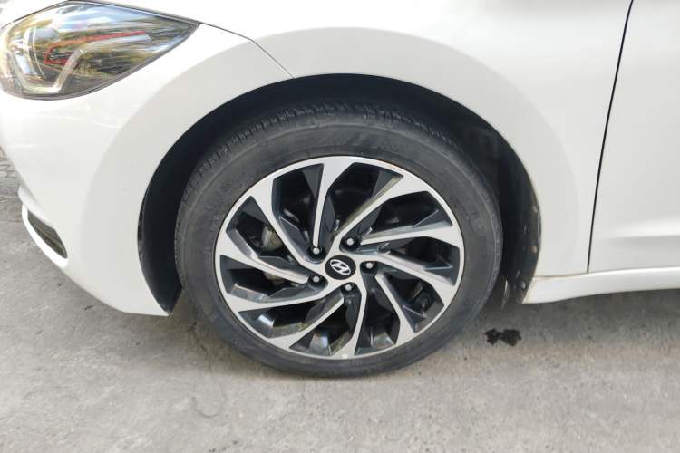 Used Hyundai Elantra 2019 1.5L CVT ZhiXuan – Elite Version