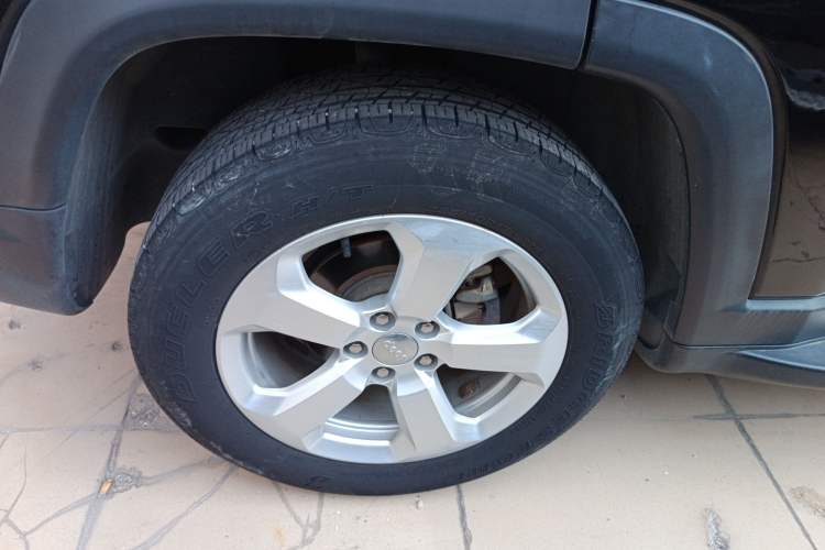 Used  Compass 2019 220T Automatic Enjoyment Version
