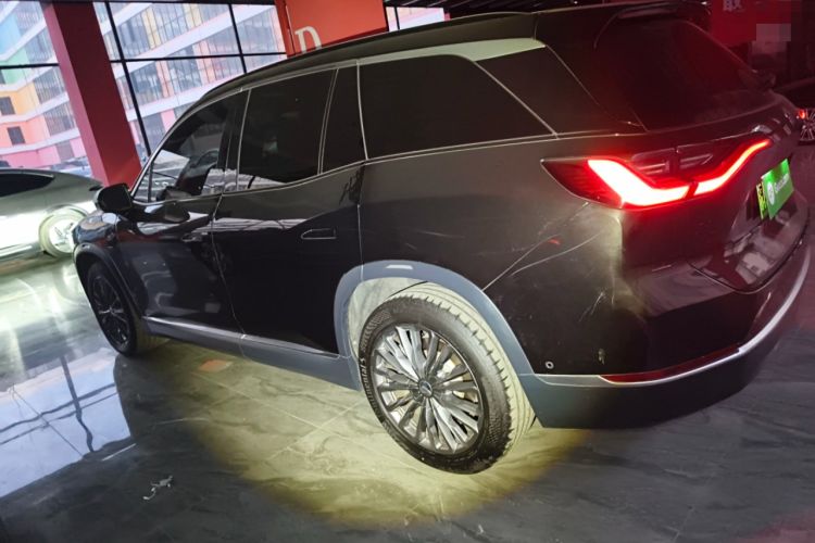 Used Nio ES8 2020 580 km Range 7-Seater Version