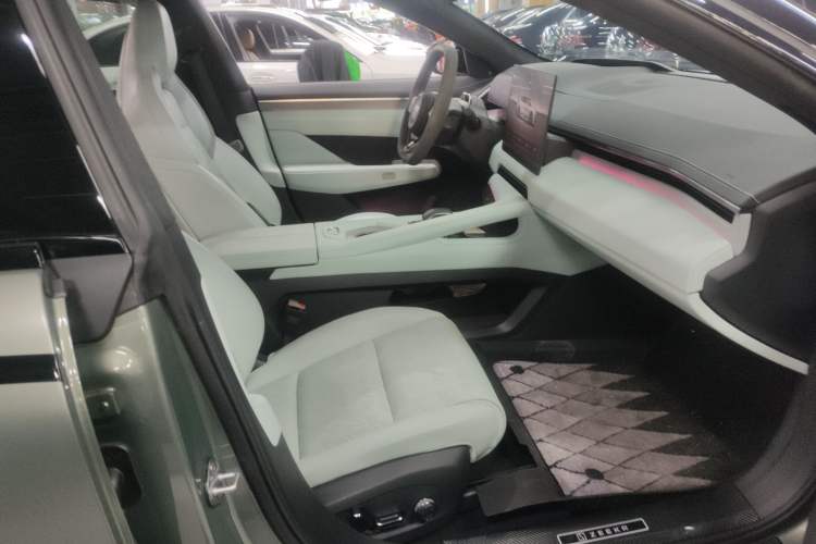 Used Zeekr 001 2024 ME Edition 100 kWh All-Wheel Drive
