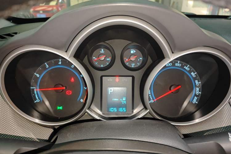 Used Chevrolet Cruze 2013 Hatchback 1.6L Automatic Luxury Model
