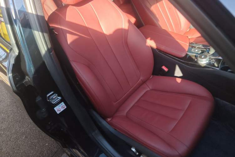 Used BMW 5 Series 2018 530Li Leading Model M Sport Package
