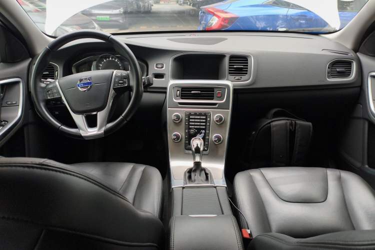 Used Volvo S60 2017 S60L T4 Smart Range Edition