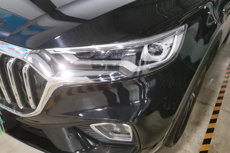 Used Hongqi HS5 2022 Revised Version 2.0T Smart Connect Flagship Edition
