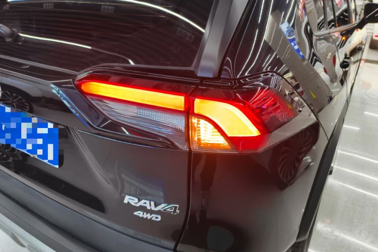 Used Toyota RAV4 2022 2.0L CVT 4x4 Style Plus Edition