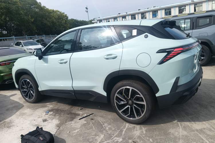 Used  Shanhai L6 2024 1.5TD DHT MAX
