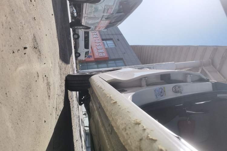 Used Volkswagen Santana 2016 1.6L Manual Fashion Edition
