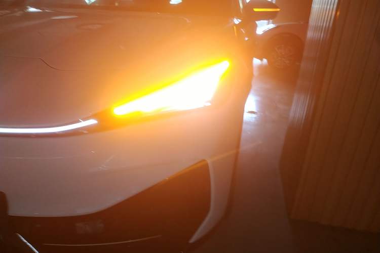 Used Volkswagen ID.UNYX 2024 Pro Long-Range Version
