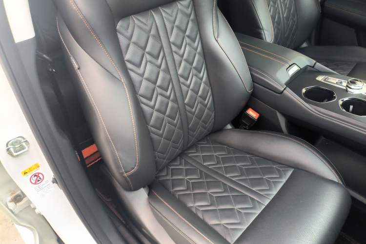 Used Changan UNI-K iDD 2022 Blue Whale iDD 130km 1.5T Prestige Model
