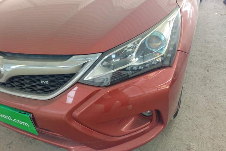 Used BYD Song 2017 Gaishe Upgrade Edition 1.5TID Automatic Elite Model
