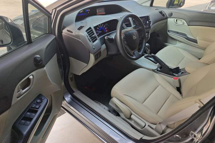 Used Honda Civic 2013 10th Anniversary 1.8L Automatic Comfort Version