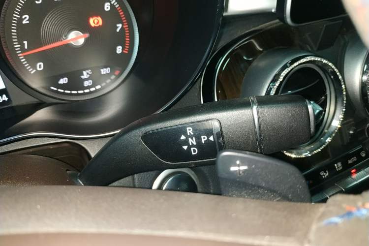 Used Mercedes-Benz GLC 2019 Facelift GLC 260 L 4MATIC Luxury Model
