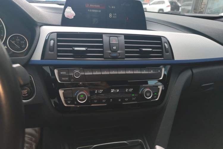 Used BMW 3 Series 2019 320i M Sport Package
